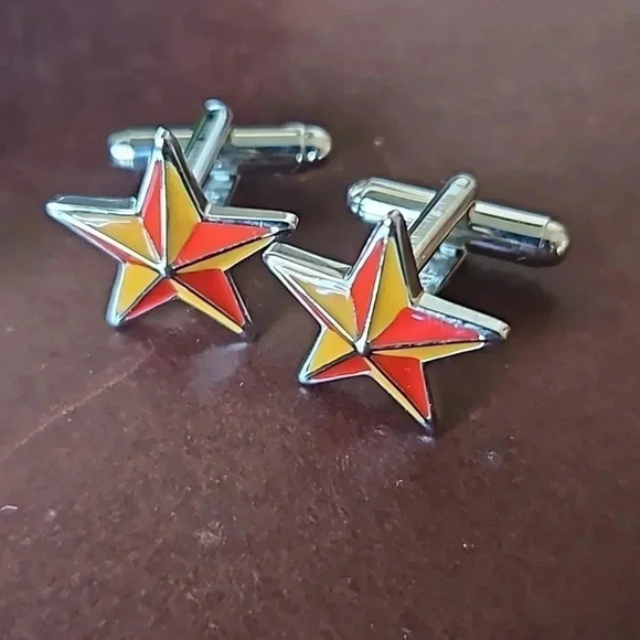 2 Sets of Shanghai Tang Cufflinks: Origami Horse and Red/Orange Stars - Picture 4 of 5